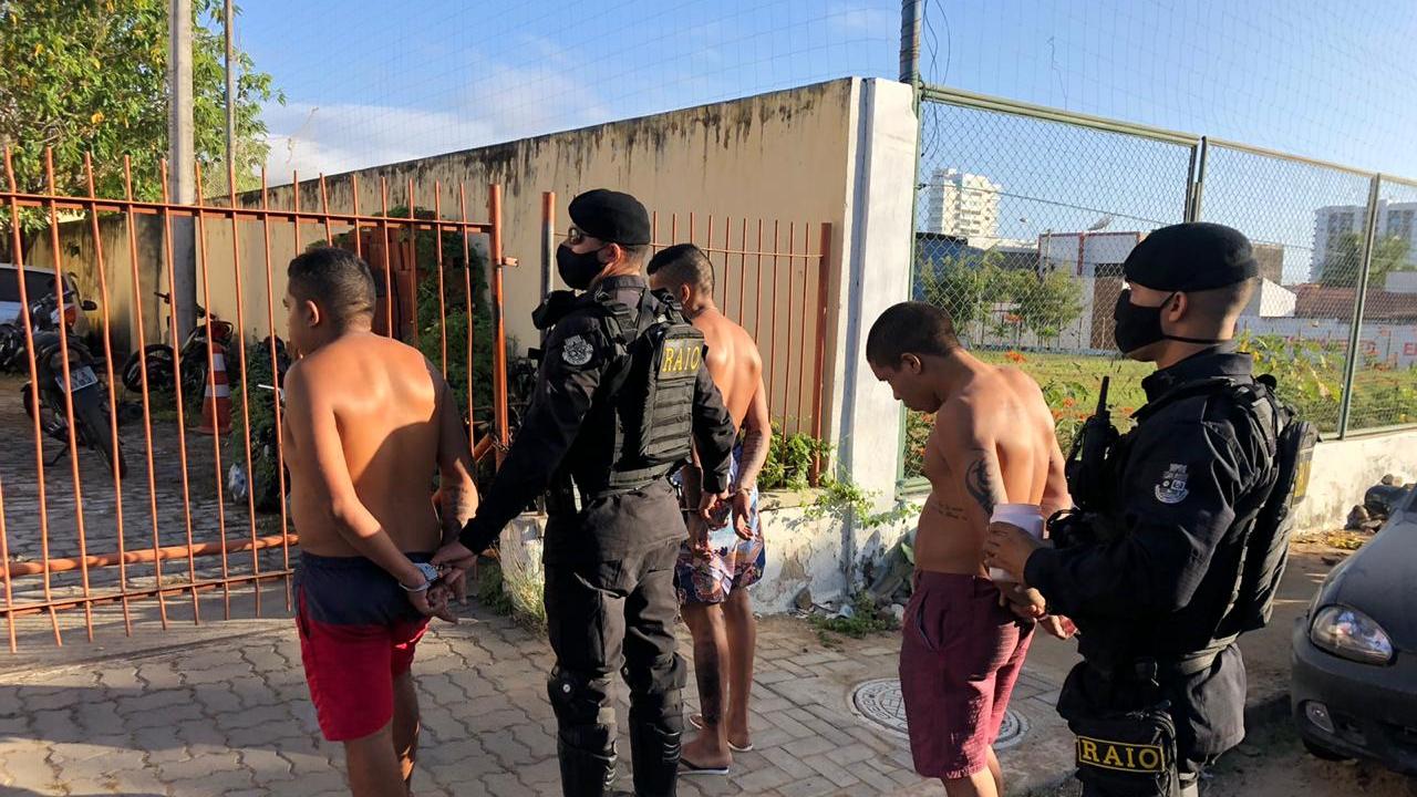 Membros do PCC são presos no Ceará em operação policial coordenada em