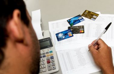 Mutirão do Procon renegocia dívidas com descontos de até 95% em Fortaleza