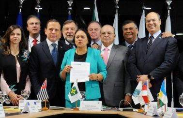 Governadores do Nordeste assinam carta aberta em defesa da educação