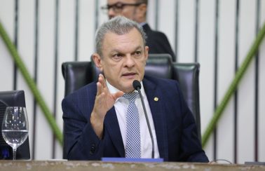 AL do Ceará vai instaurar CPI dos diplomas universitários falsos