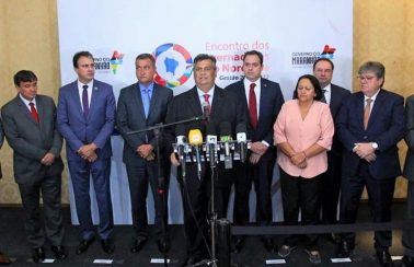 Governadores do Nordeste repudiam ameaças de retorno ao autoritarismo
