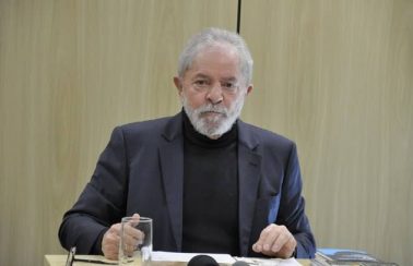 Justiça autoriza que Lula seja libertado e deixe a PF em Curitiba