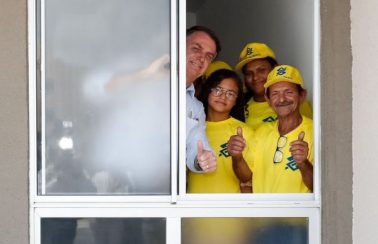 Na Paraíba, Bolsonaro diz que não vai polemizar com Lula