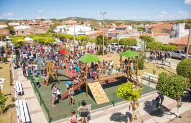 Ceará alcança a marca de 100 brinquedopraças entregues