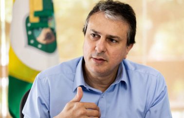 Camilo Santana (CE) é o melhor governador do Nordeste após primeiro ano de mandato
