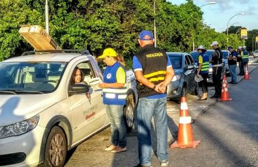 Licenciamento de veículos com placas de finais 1 e 2 deve ser pago nesta segunda (17) e terça (18) no RN