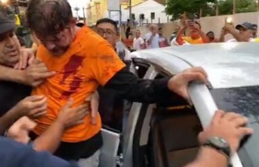 Senador Cid Gomes leva tiro durante protesto no Ceará