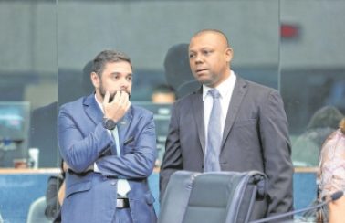 Deputados do Ceará dizem que não votarão reajuste enquanto houver motim