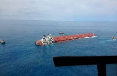 Marinha instala gabinete de crise sobre navio encalhado no Maranhão
