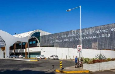 Coronavírus: Passageiros adotam uso de máscaras no Aeroporto de Salvador