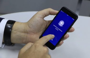 Emissão de carteira de trabalho física cai 51% no Ceará