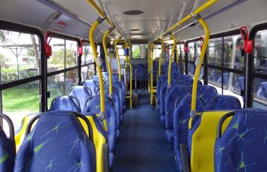 Ônibus que circulam no Grande Recife passam a ter todos os assentos preferenciais