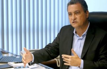 Coronavírus: Rui Costa anuncia compra de 600 respiradores da China