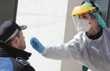 Estudo projeta pelo menos 44 mil mortes no Brasil, mesmo com quarentena