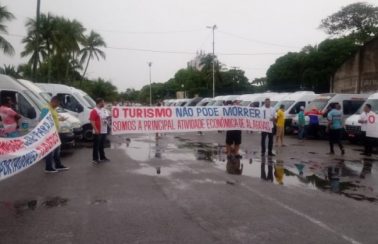 Transportadores turísticos cobram apoio do governo de AL durante quarentena