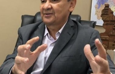Governador do Nordeste reduz próprio salário em 15% como medida de contenção