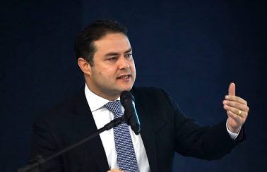 Governador Renan Filho diz que Alagoas vai usar cloroquina no tratamento de pacientes com coronavírus