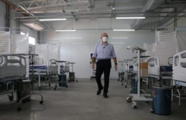Hospital de campanha em Fortaleza recebe primeiros pacientes neste sábado (18)