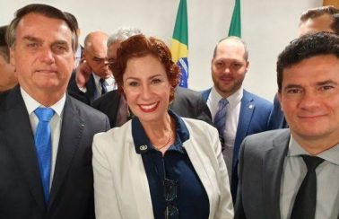 Carla Zambelli chama Moro de ‘maligno’ ao divulgar troca de mensagens entre eles