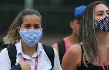 Brasil está no começo do surto de coronavírus e situação irá piorar sem medidas mais duras, diz estudo