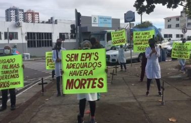 Profissionais da saúde de Aracaju protestam por EPI’s e testes de Covid-19