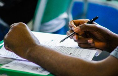 Município do NE oferece 155 vagas em concurso com salários de até R$ 4,5 mil