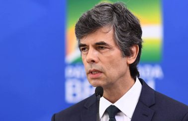 URGENTE: Após reunião com Bolsonaro, Teich deixa o Ministério da Saúde