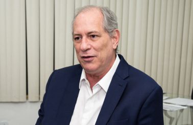 Ciro sobre saída de Teich: “Mostra a face genocida de Bolsonaro”