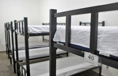 Na Bahia, pacientes com Covid hospedados em centros de acolhimento vão receber auxílio de R$ 500