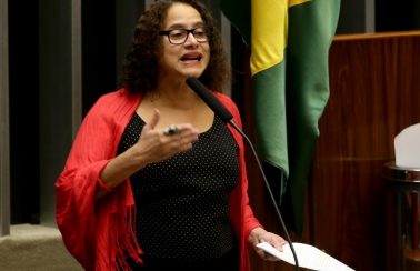 Vice-governadora de Pernambuco, Luciana Santos testa positivo para Covid, assim como governador Paulo Câmara