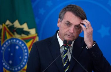 Celso de Mello envia à PGR pedidos de depoimento e de apreensão do celular de Bolsonaro