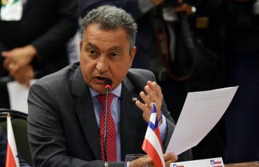 Bahia antecipa feriados para estimular aumento do isolamento social