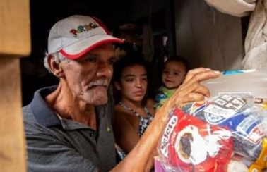 Projeto distribui testes rápidos de Covid-19 em cidade do Sertão de PE