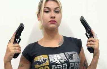 Presidente do DEM, ACM Neto expulsa Sara Winter do partido: “Não prega respeito às instituições brasileiras“