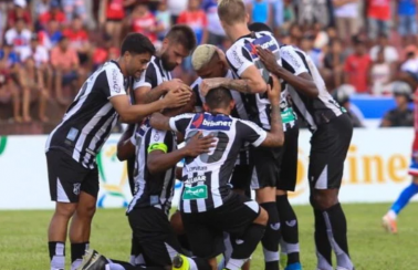 Clube de futebol do Nordeste confirma que nove jogadores estão com coronavírus