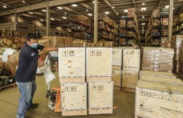 Recife recebe mais 25 respiradores para equipar hospitais de campanha da Covid-19