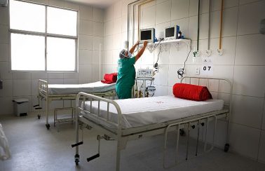 Covid-19: Pernambuco anuncia que zerou fila de espera por vaga na UTI