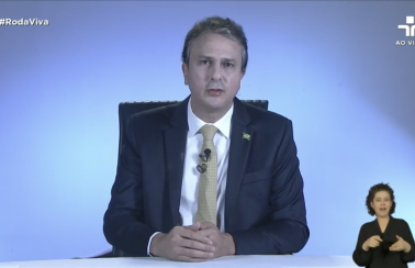 “Remédio para governo ruim é a pressão popular”, diz Camilo Santana