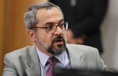 Carta de demissão de Weintraub foi entregue no mesmo dia em que ele chegou aos EUA, diz governo