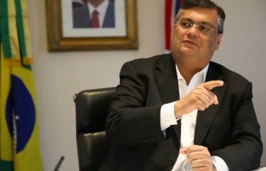 Dino diz que “mobilização de Bolsonaro contra o projeto de lei sobre fake news é impressionante”