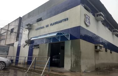 Polícia flagra fabricação de explosivos em sede de torcida organizada de time nordestino