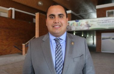 Deputado estadual Georgiano Neto, do Piauí, segue internado em UTI com coronavírus