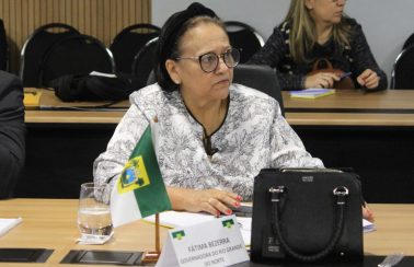 Liderados por Fátima Bezerra, governadores do NE assinam carta de apoio ao Fundeb