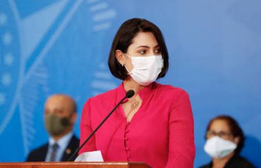 Michelle Bolsonaro testa positivo para o novo coronavírus