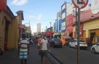 Parte do comércio e templos religiosos têm abertura autorizada por resolução governamental em Sergipe