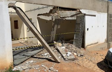 Casa de vereador é metralhada e arrombada no interior do NE