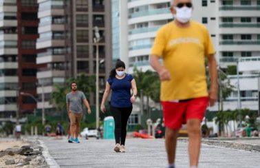 Deputados aprovam multa que varia de R$ 100 até R$ 1.001 em caso de não uso de máscara no Ceará