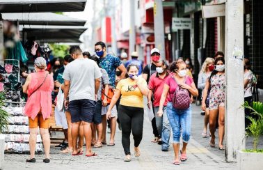 Síndromes gripais graves têm 28 vezes menos internações que o pico da epidemia de Covid-19 no Ceará