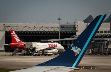 Latam e Azul iniciam operações de voos compartilhados