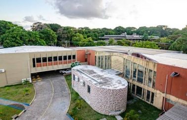 Painel de arte é destruído durante obra da UFPB, e ato provoca revolta de arquitetos e artistas